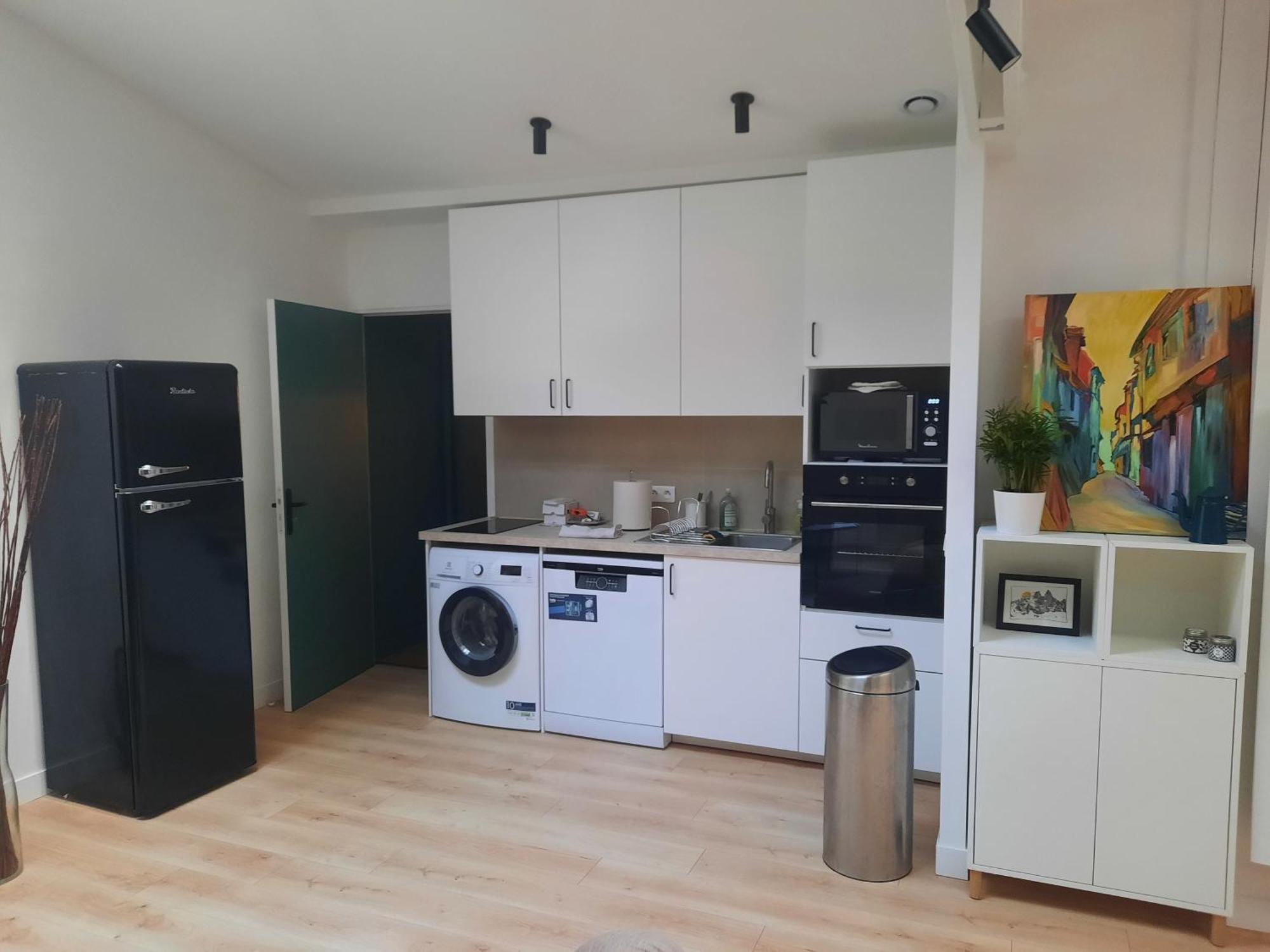 Loft 4-5 Personnes A Montmartre - Parking Prive Sur Reservation Paris Extérieur photo